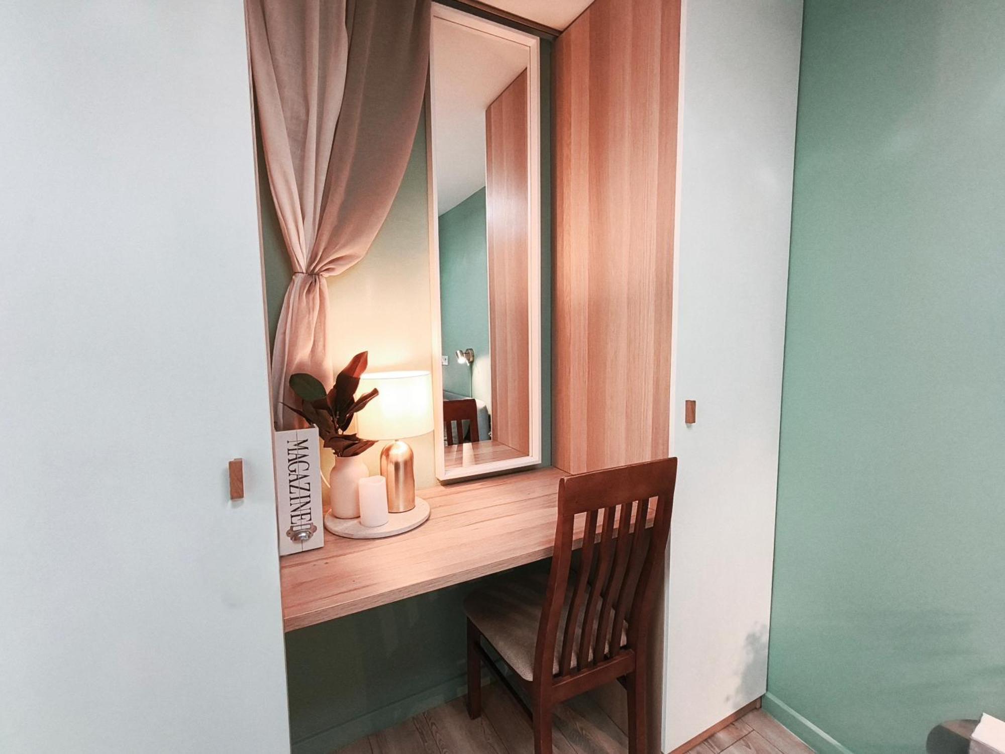 Old City Home I With Parking — Photos 1