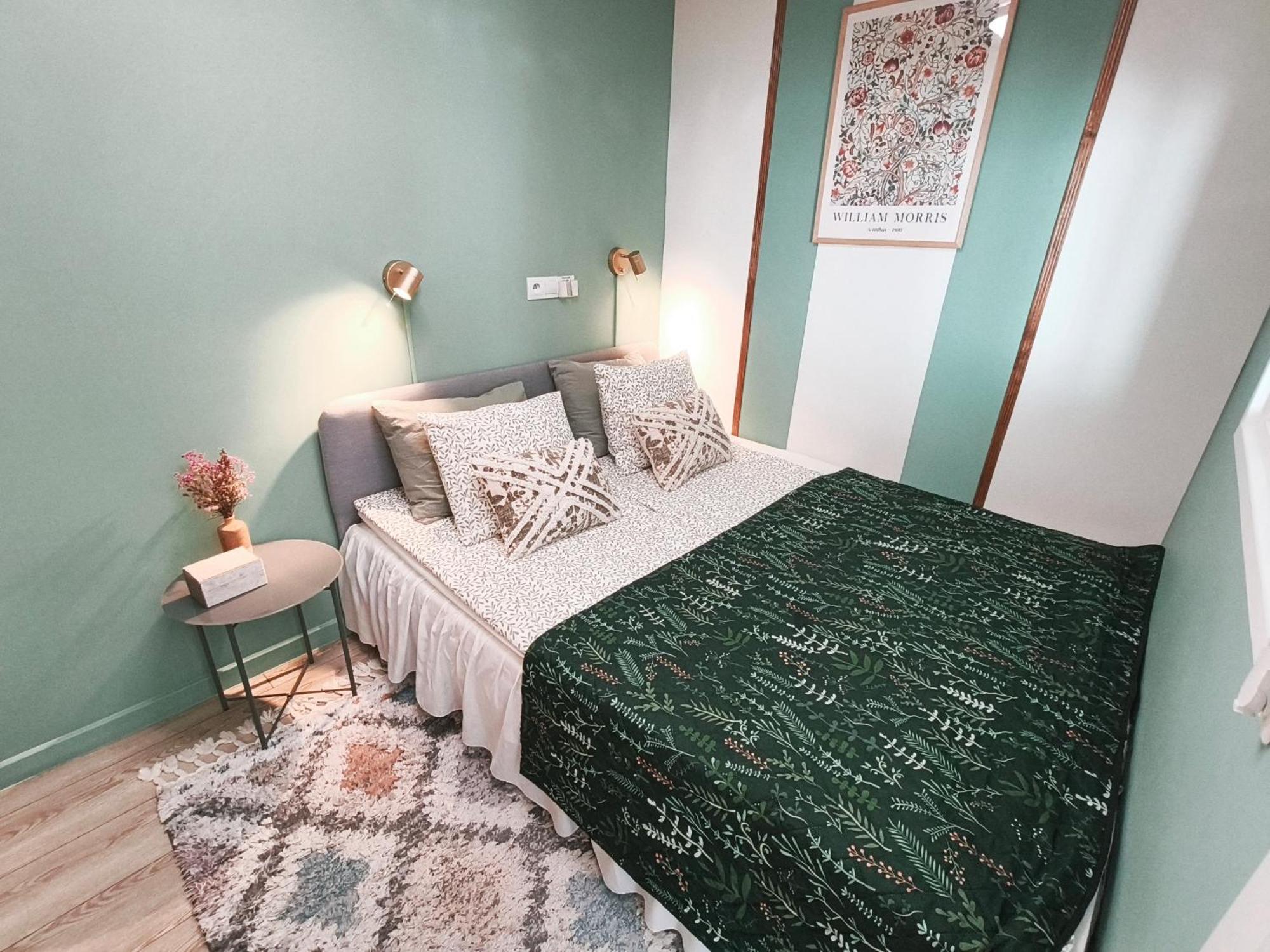 Old City Home I With Parking — Photos 3